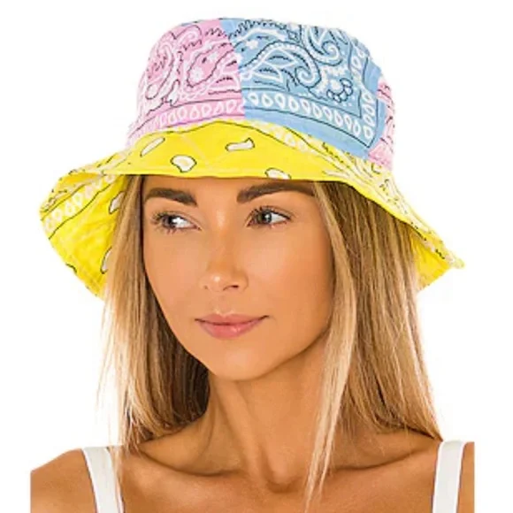NWT Arizona Love Bandana Bob Bucket Hat in Mix Blue Bandana Patchwork Short Brim Bucket Hat - Purple/Navy main image 4